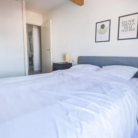 Oiqia Saint Martin ~ Duplex 3 Avec Balcon Apartman