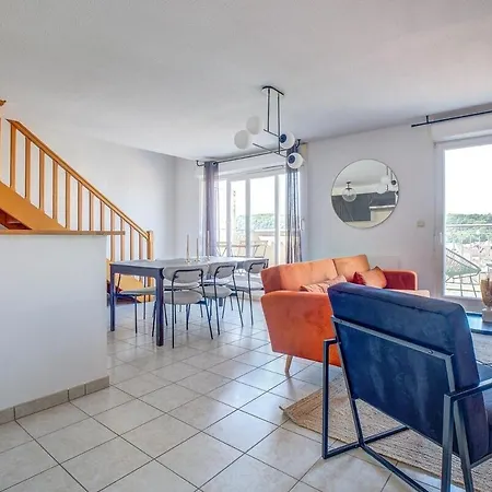 Oiqia Saint Martin ~ Duplex 3 Avec Balcon Périgueux