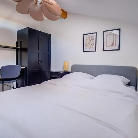Apartman Oiqia Saint Martin ~ Duplex 3 Avec Balcon Périgueux